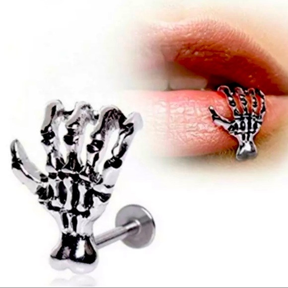 Jewelry - Zombie Skeleton Hand Lip Ring